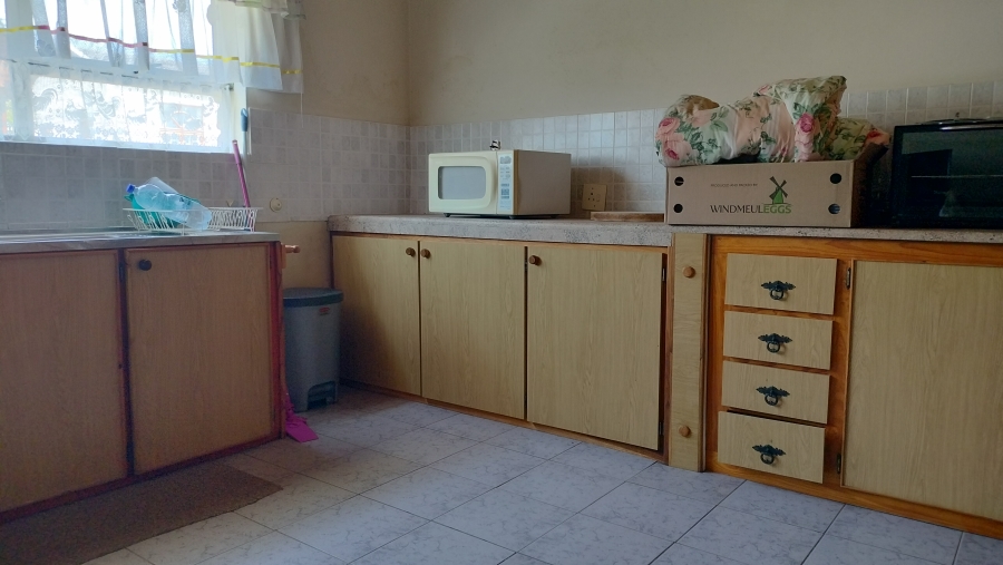 4 Bedroom Property for Sale in Fraaiuitsig Western Cape